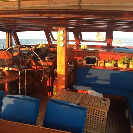 Botel Regina Del Sud *